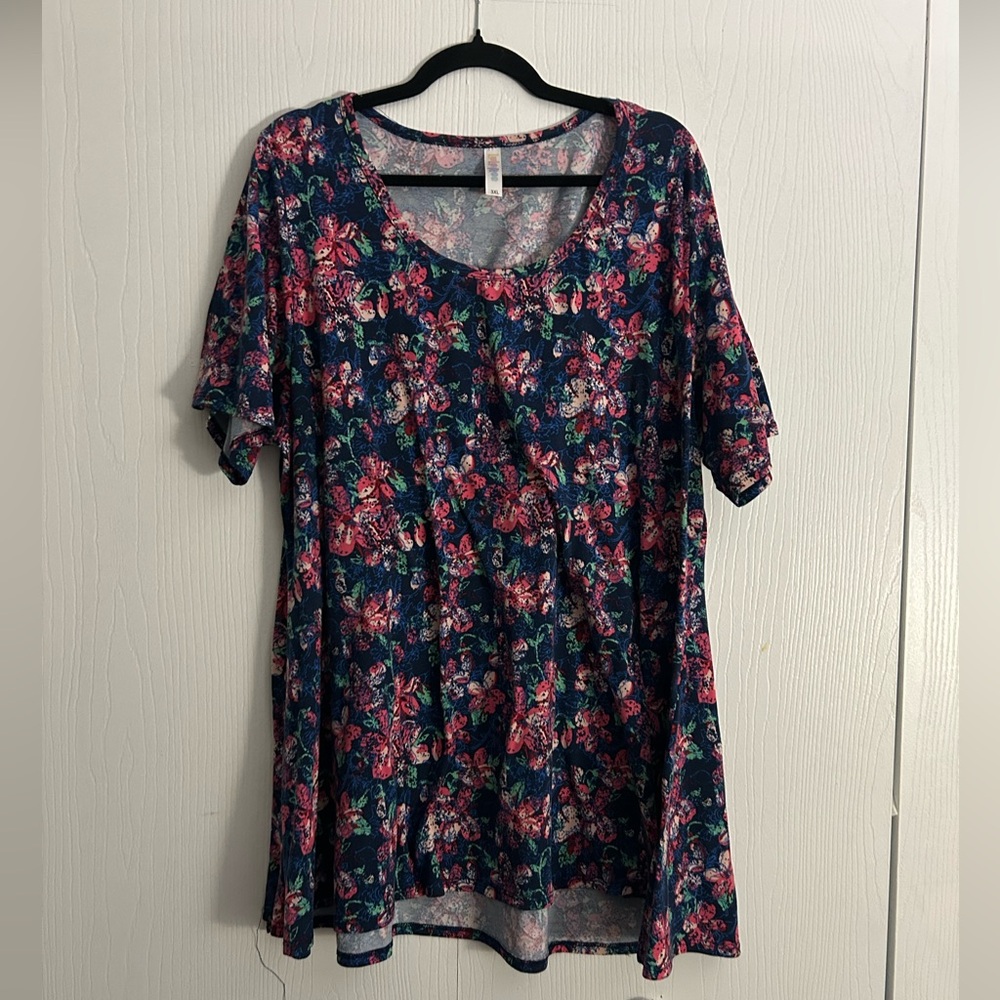 Floral Scoop Neck Tunic Top - Navy with Pink Floral
